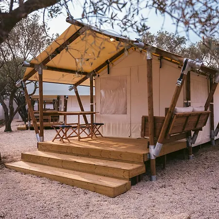 Wecamp * Cadaques